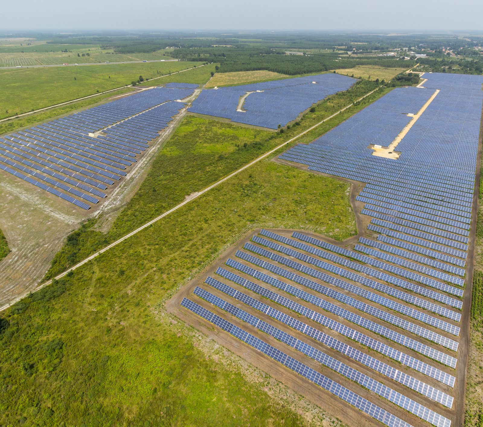 STRUCTURE SOLAIRE 25 1600X1414 | Profil du Futur Nos services et activités dans l’application de structure solaire photovoltaïque Guebwiller